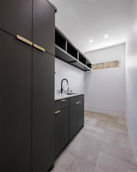 Tiny photo for 6718 Victoria Avenue, Dallas, TX 75209 (MLS # 21040614)