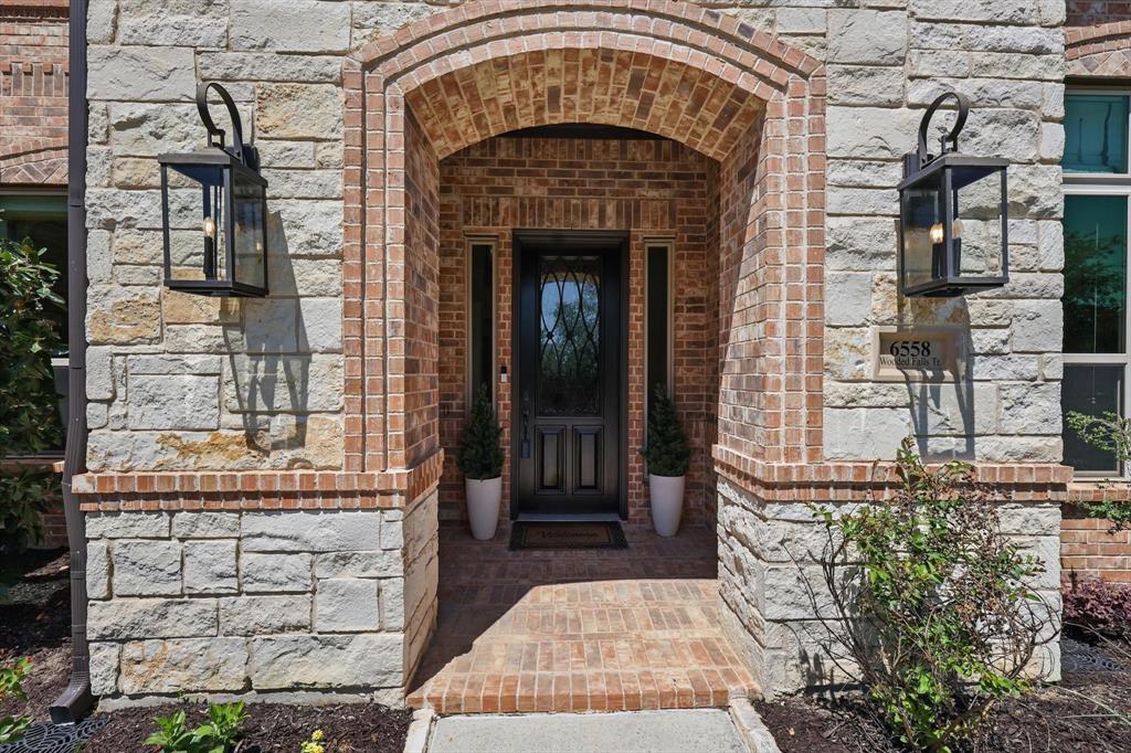 6558 Wooded Falls Trail