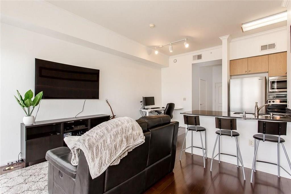 Renaissance Turtle Crk Condo - Residential Lease