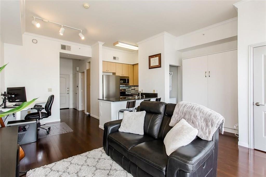 Renaissance Turtle Crk Condo - Residential Lease