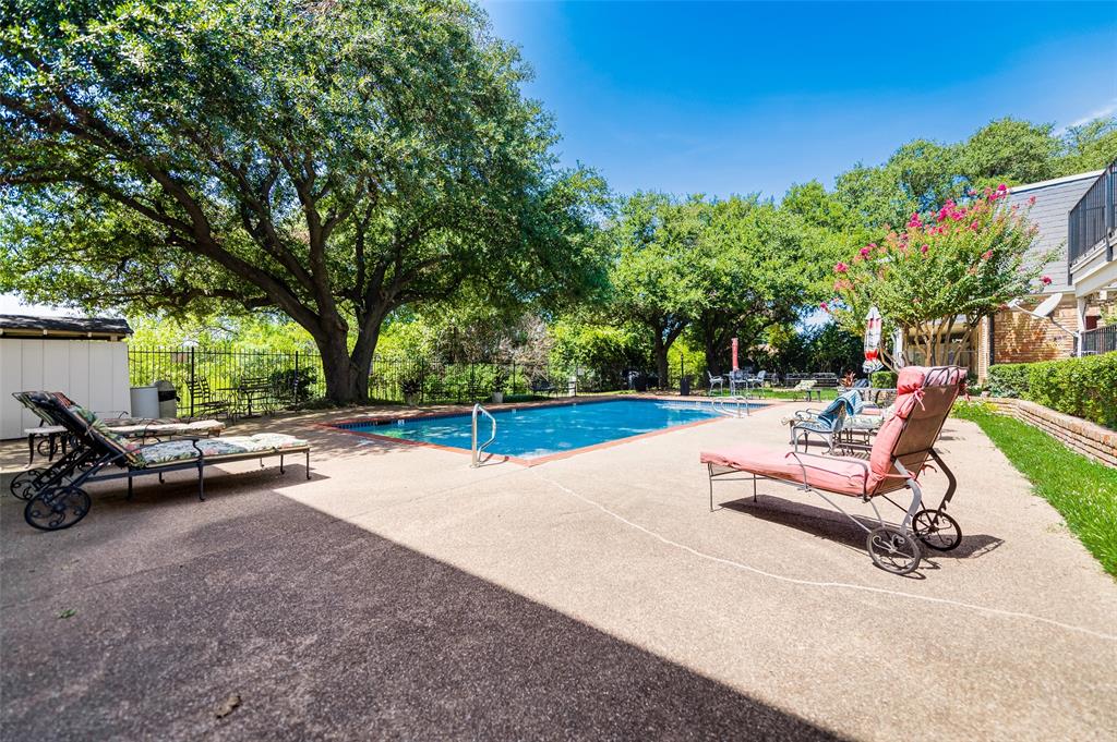 Knolls On Canyon Creek Condo The - Residential