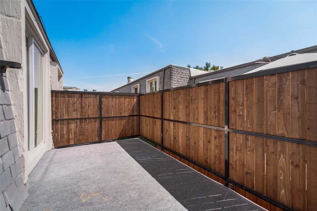 Knolls On Canyon Creek Condo The - Residential