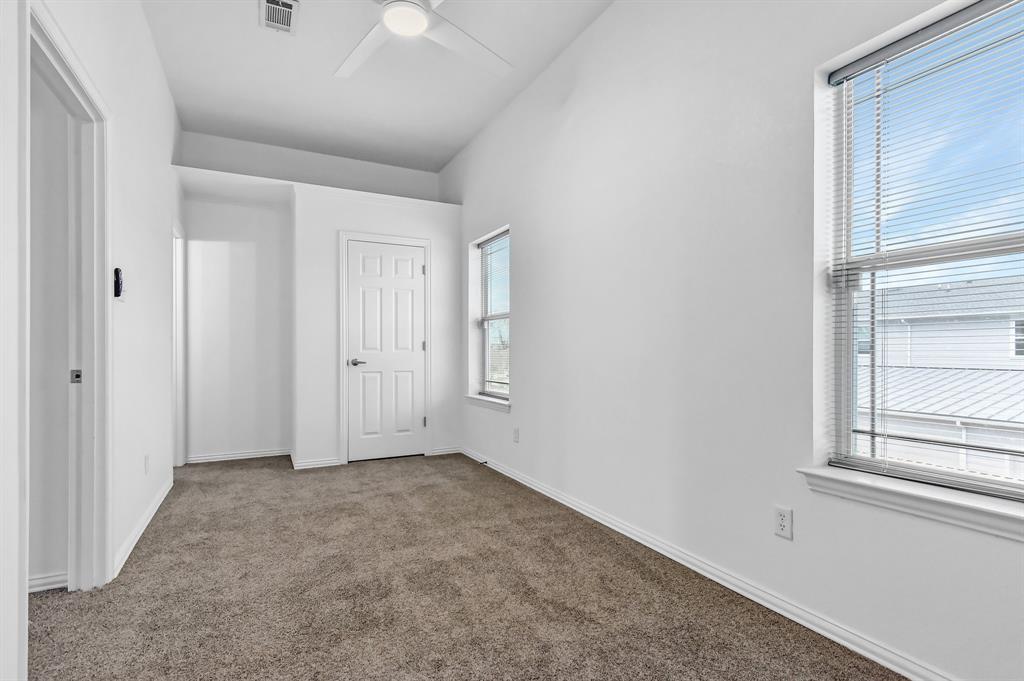 STARR ROW BLK 90 - Residential Lease