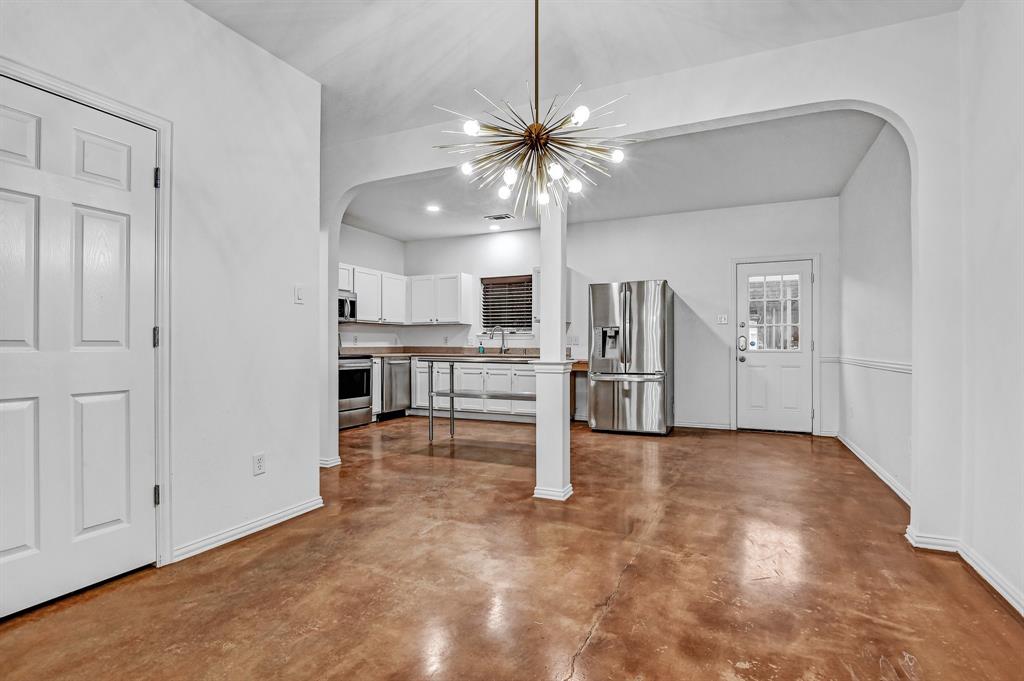 STARR ROW BLK 90 - Residential Lease