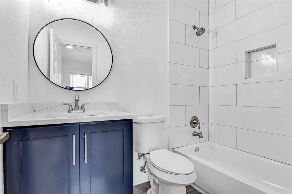 STARR ROW BLK 90 - Residential Lease