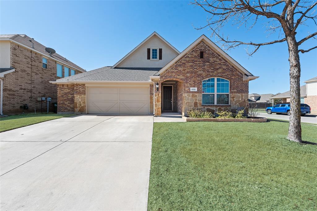 6321 Roaring Creek