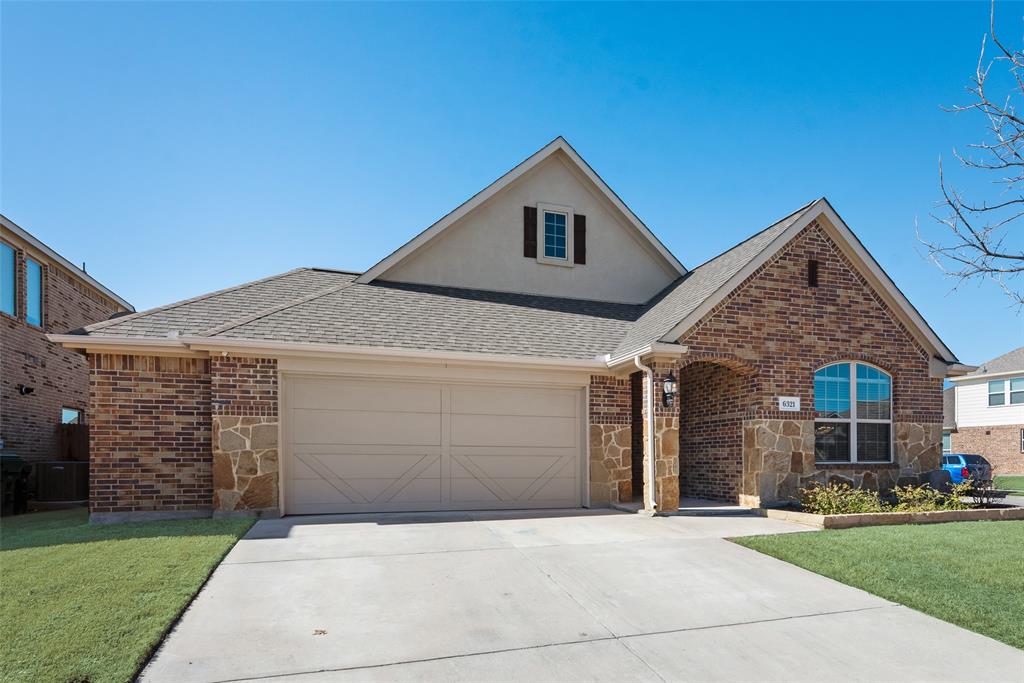 6321 Roaring Creek