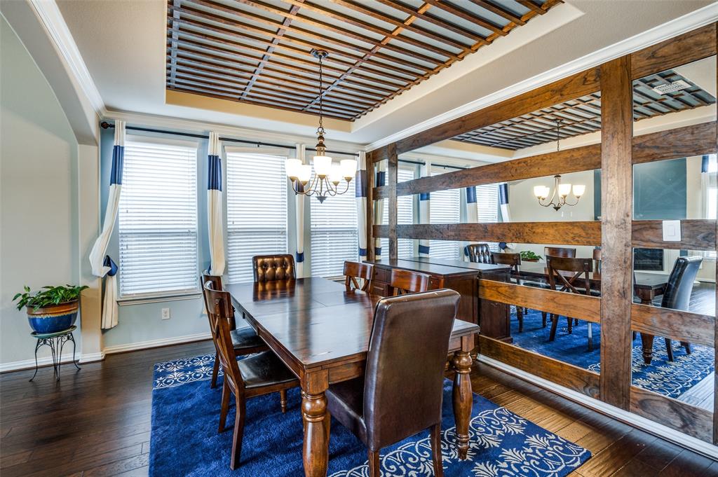 9848 Robinwoods Drive