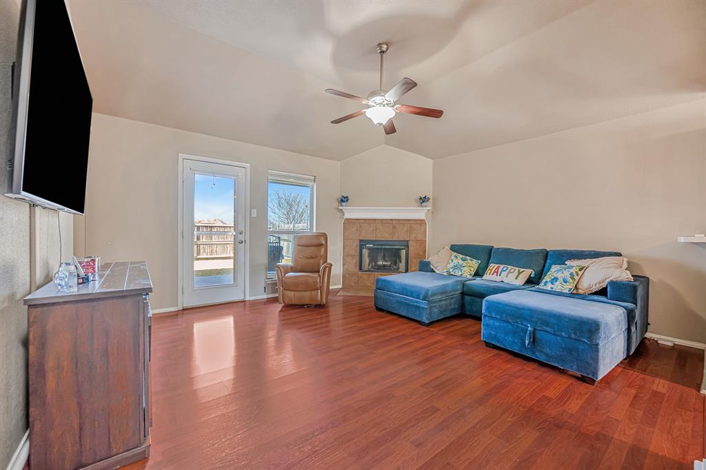 10865 Braemoor Drive