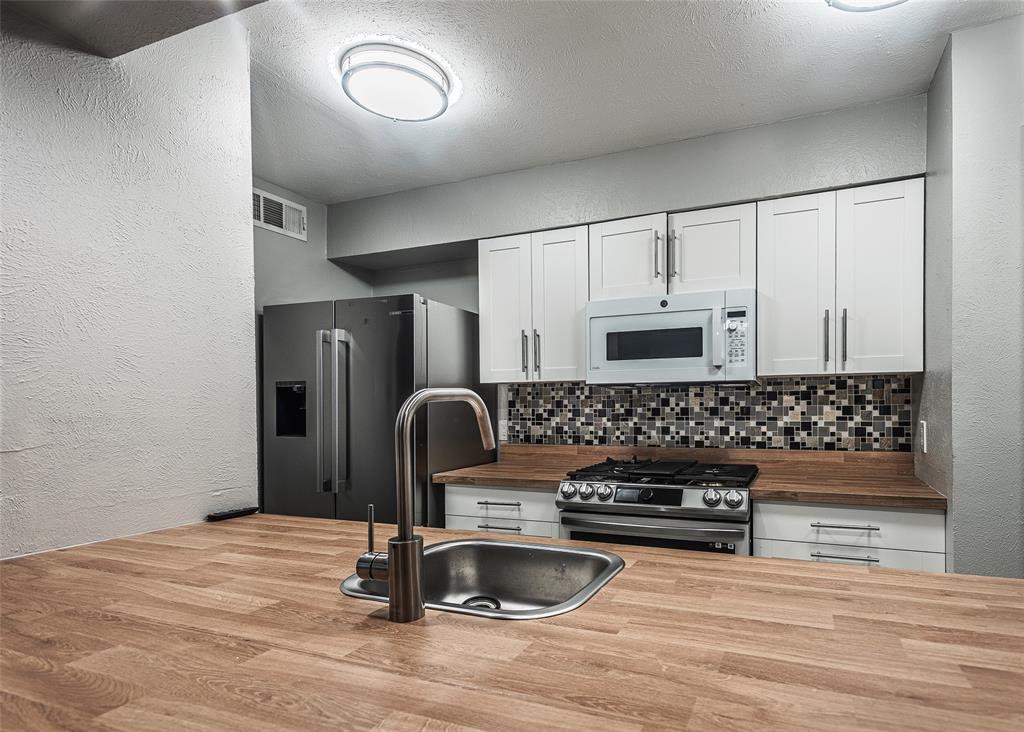 Brooktown Twnhs - Residential Lease