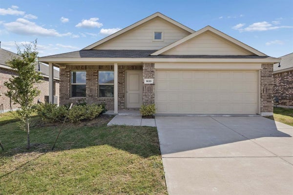 1633 ROSY FINCH DR, FORNEY, TX 75126 - Image ef4314de6a7dd43fe0e77b47e4d58816/1161845683