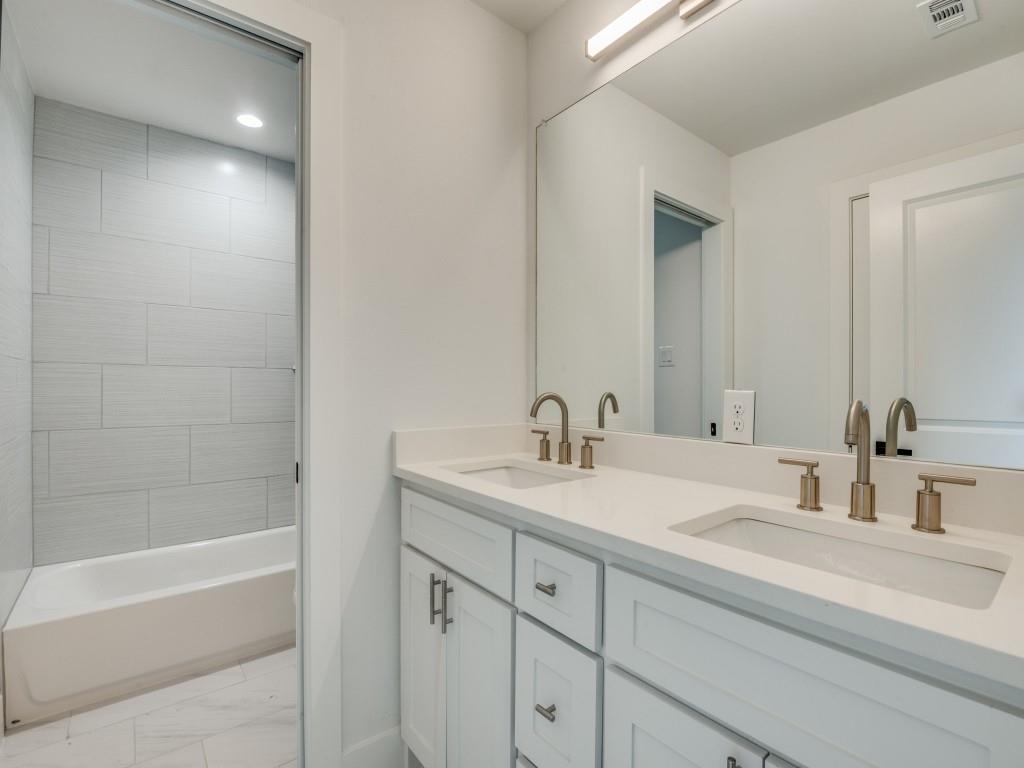 Woodacres Corner - Residential