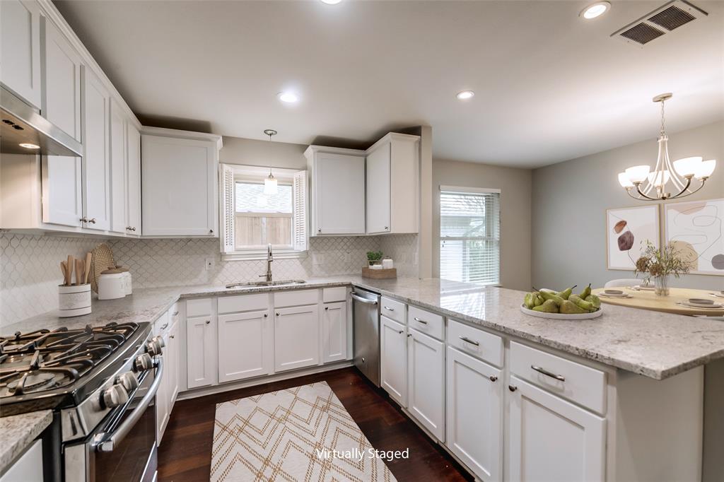 Lovers Lane East - Residential Lease