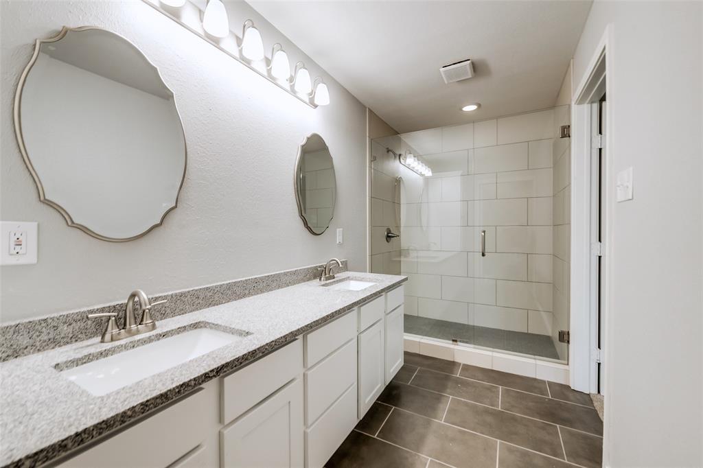 Lovers Lane East - Residential Lease