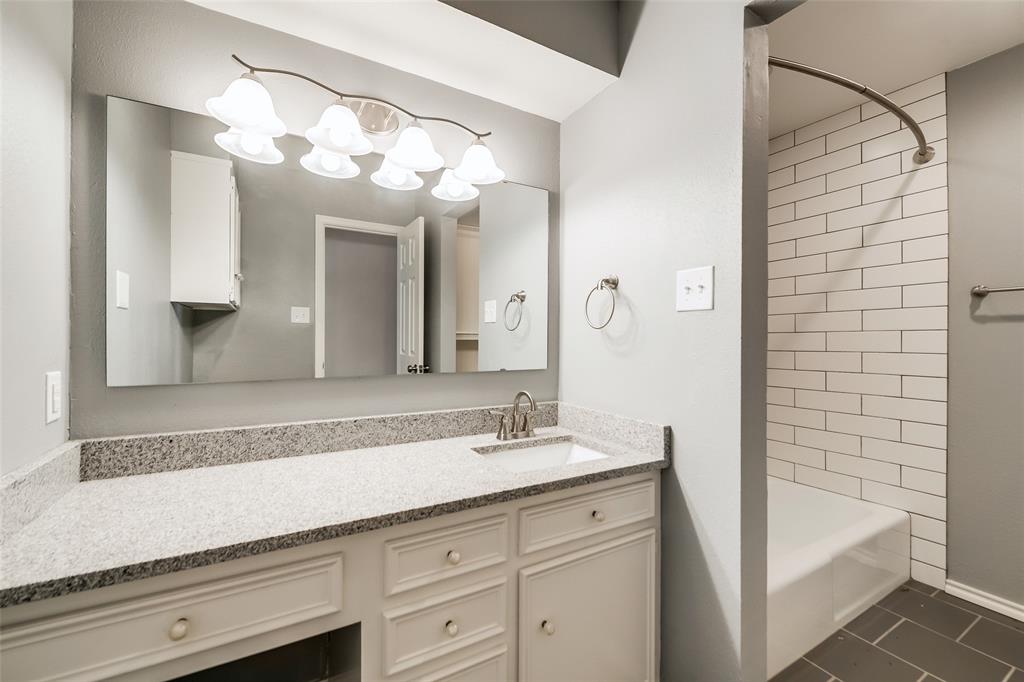 Lovers Lane East - Residential Lease