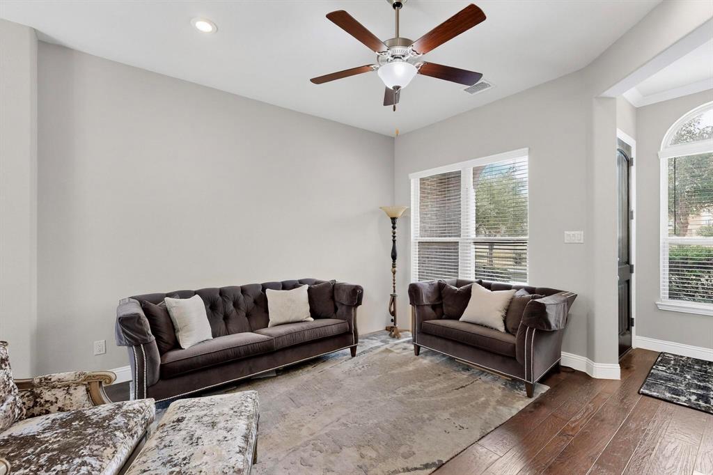 Riverside Point - Residential