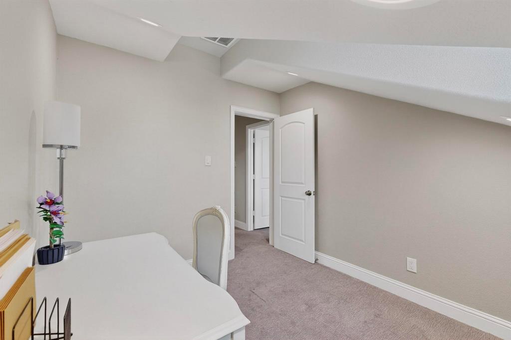 Riverside Point - Residential