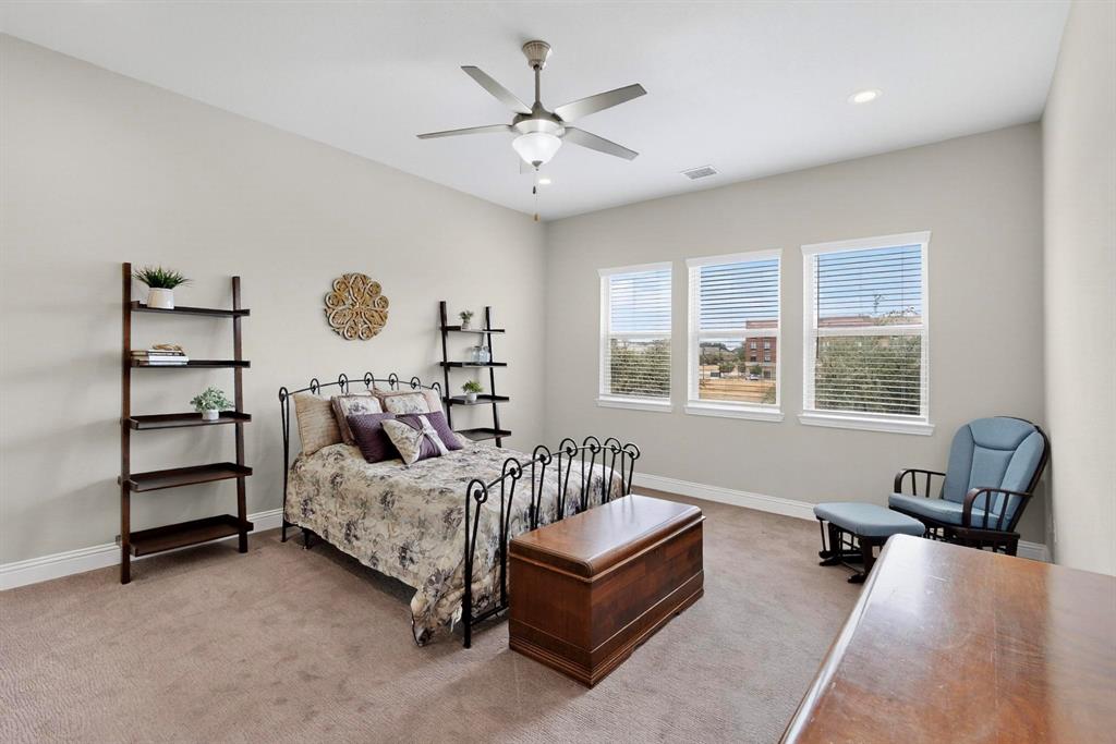 Riverside Point - Residential