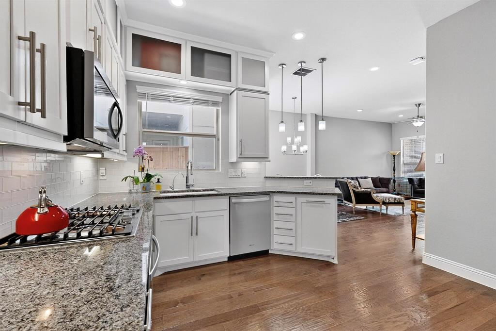 Riverside Point - Residential