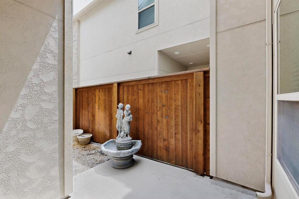 Riverside Point - Residential