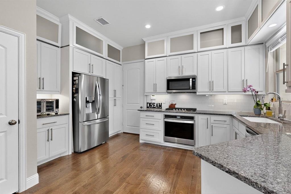 Riverside Point - Residential