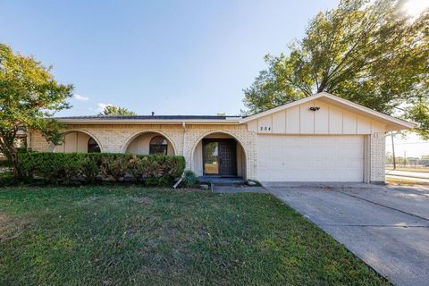 204 E Grubb Drive Mesquite TX 75149