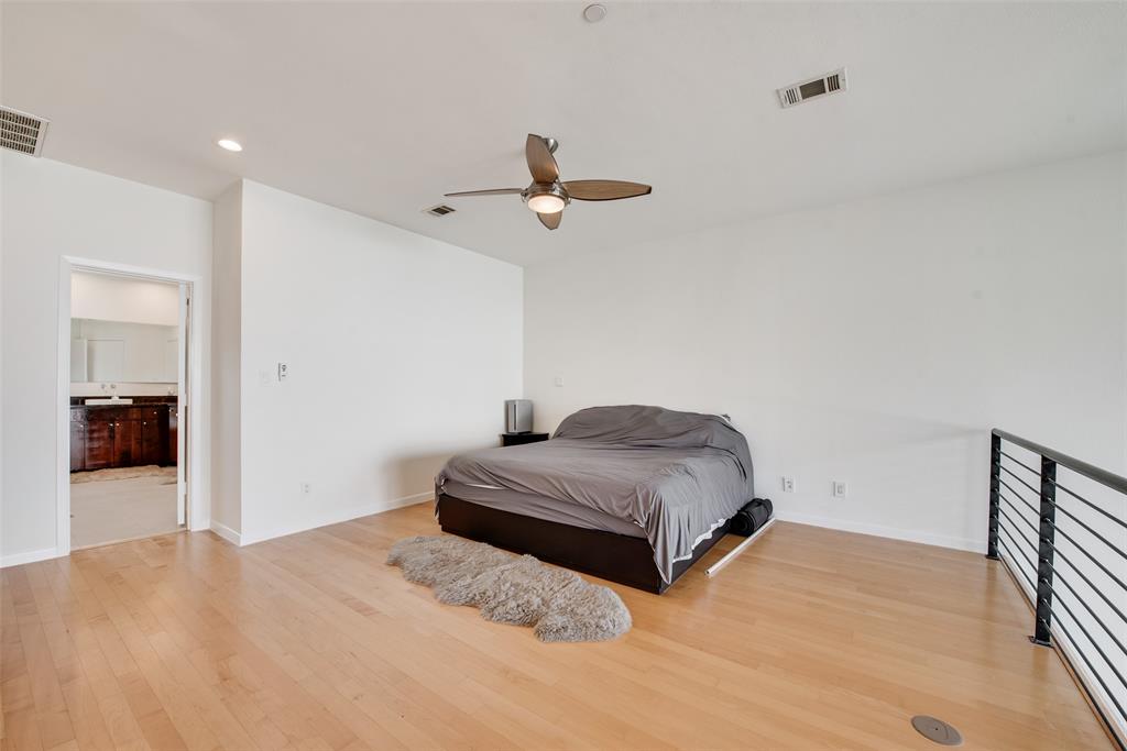 959 West Bluff Condo - Residential