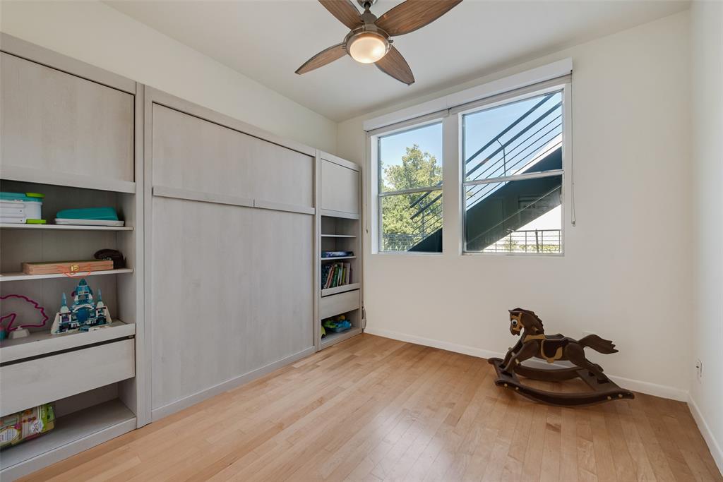 959 West Bluff Condo - Residential