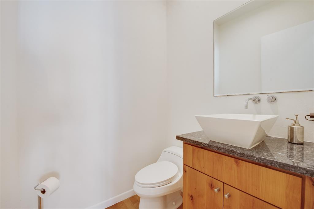 959 West Bluff Condo - Residential