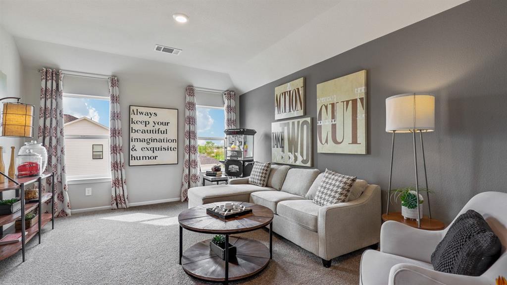 Heritage Village - D.R. Horton - Residential