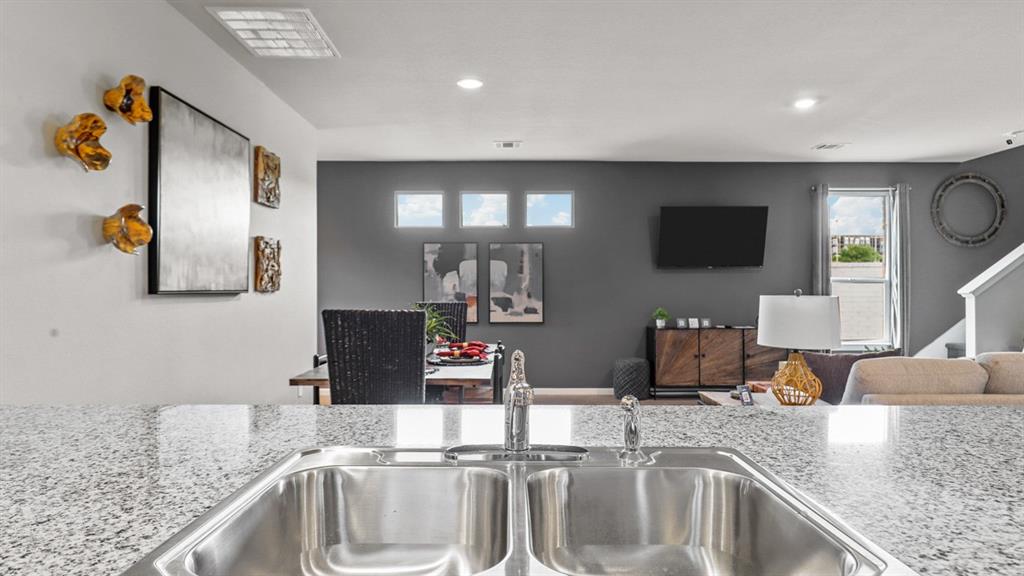 Heritage Village - D.R. Horton - Residential