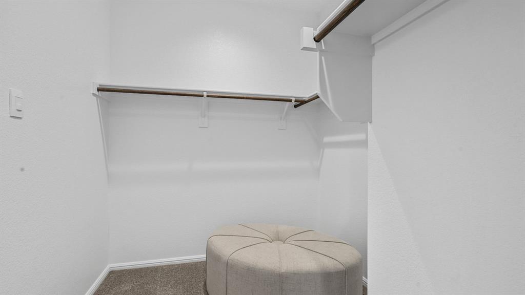 Heritage Village - D.R. Horton - Residential