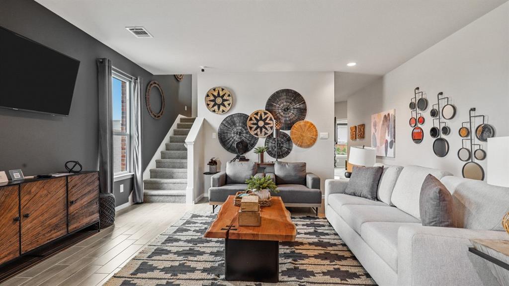 Heritage Village - D.R. Horton - Residential