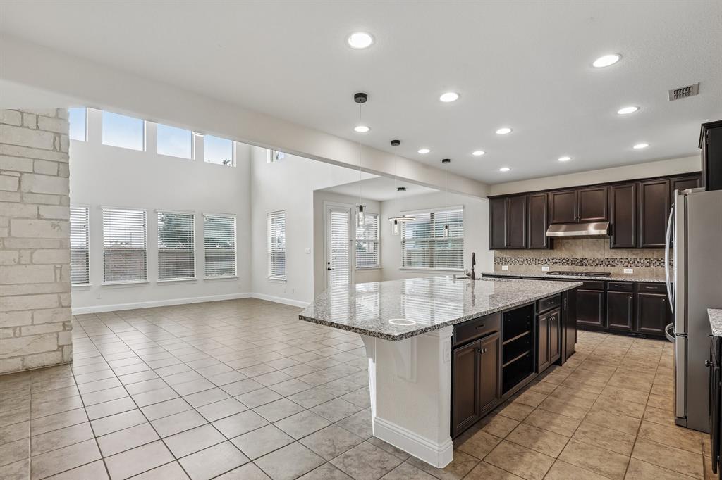 7228 Ridgepoint Drive
