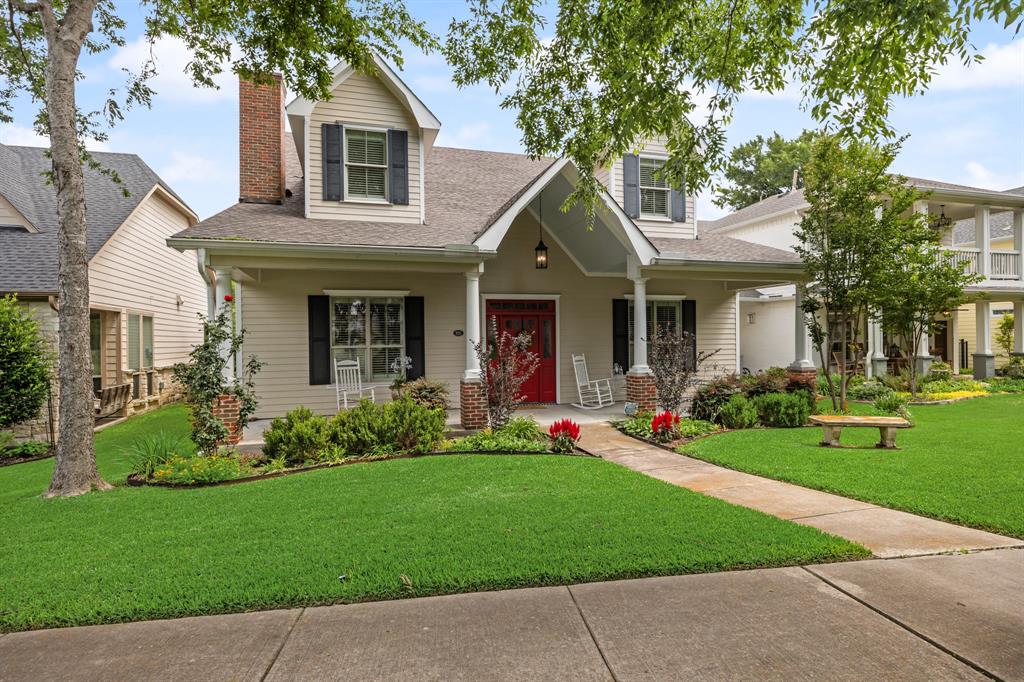895 Ivy Lane