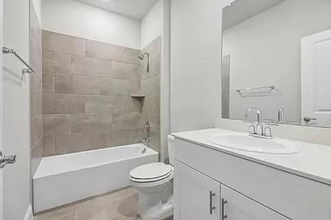 SIMPSON CROSSING PHASE 4 - Residential Lease