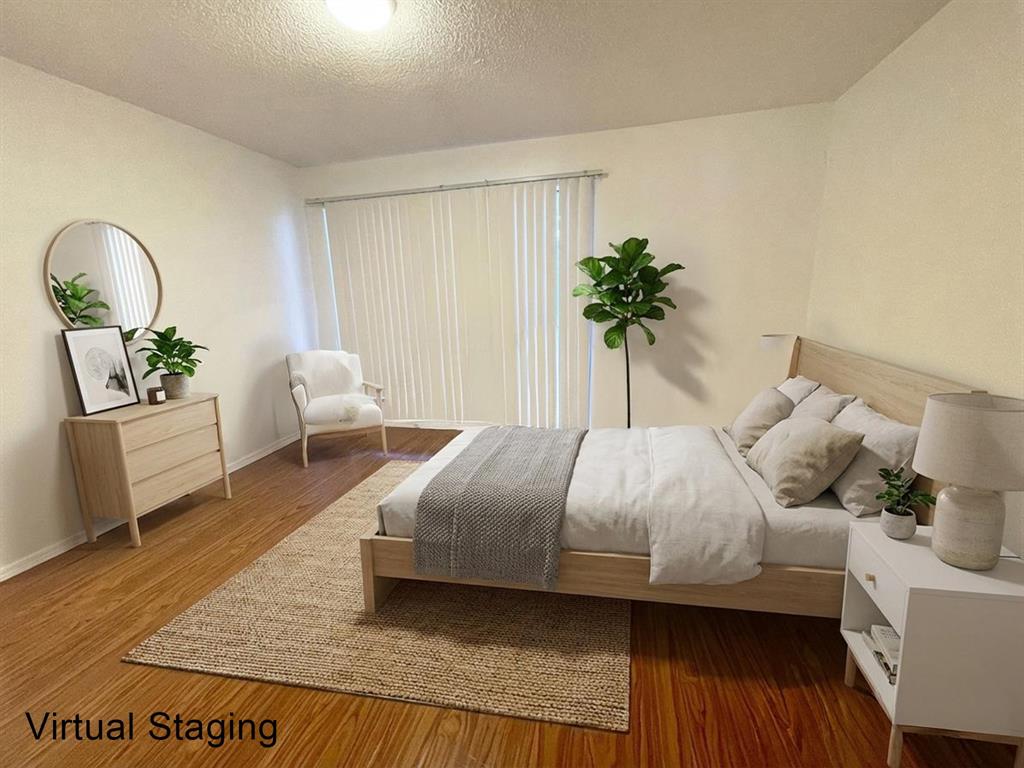 Richardson Life Style Twnhms - Residential