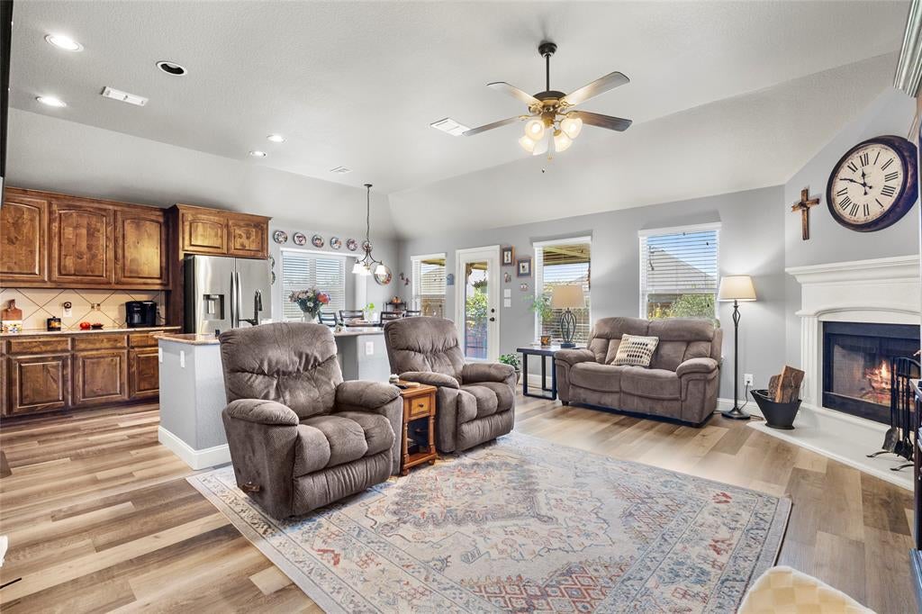1025 Lincoln Drive