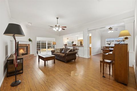 Tiny photo for 701 Queens Drive, Waxahachie, TX 75165 (MLS # 21196121)