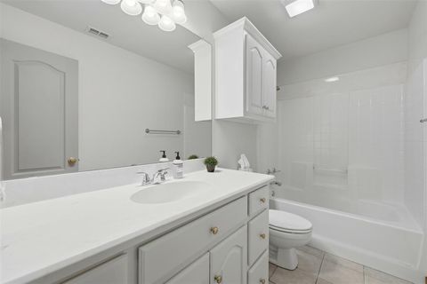 Tiny photo for 701 Queens Drive, Waxahachie, TX 75165 (MLS # 21196121)