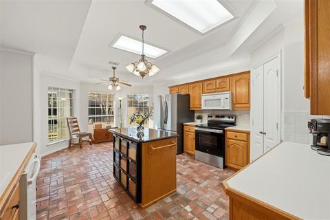 Tiny photo for 701 Queens Drive, Waxahachie, TX 75165 (MLS # 21196121)