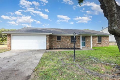 106 Willow Lane Burleson TX 76028