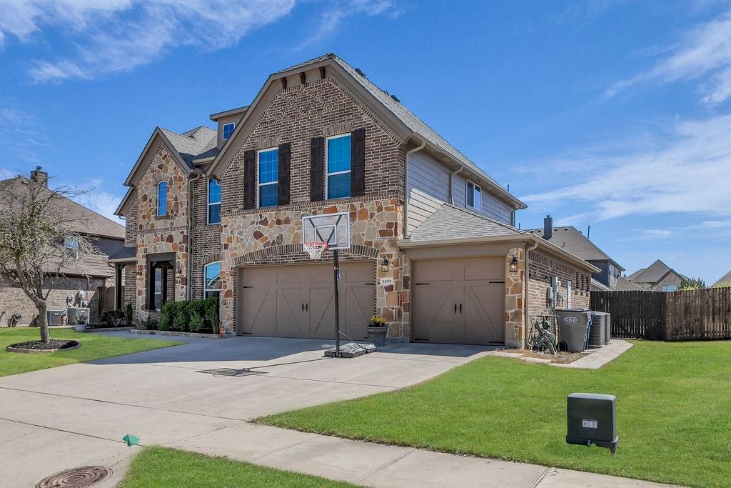 2260 Hideaway Pointe Drive