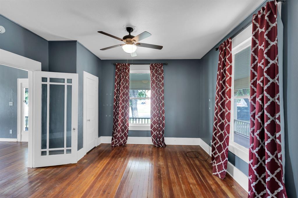 O T Ennis - Residential