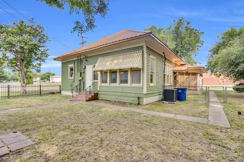 O T Ennis - Residential