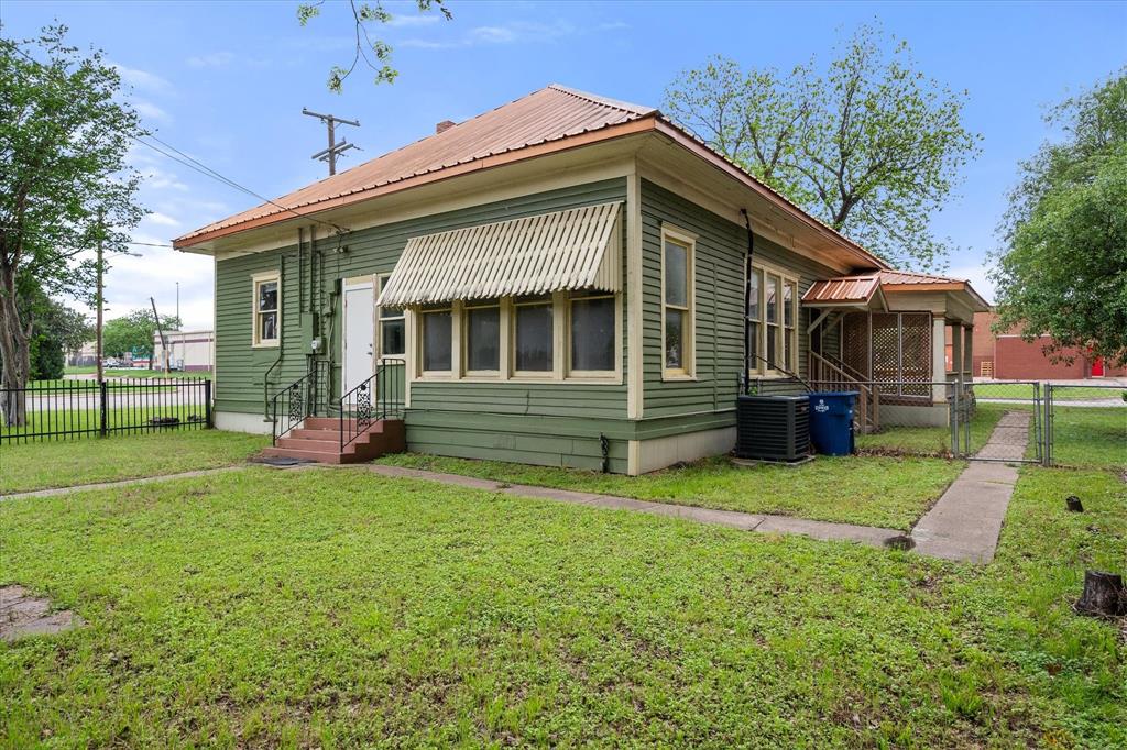 O T Ennis - Residential