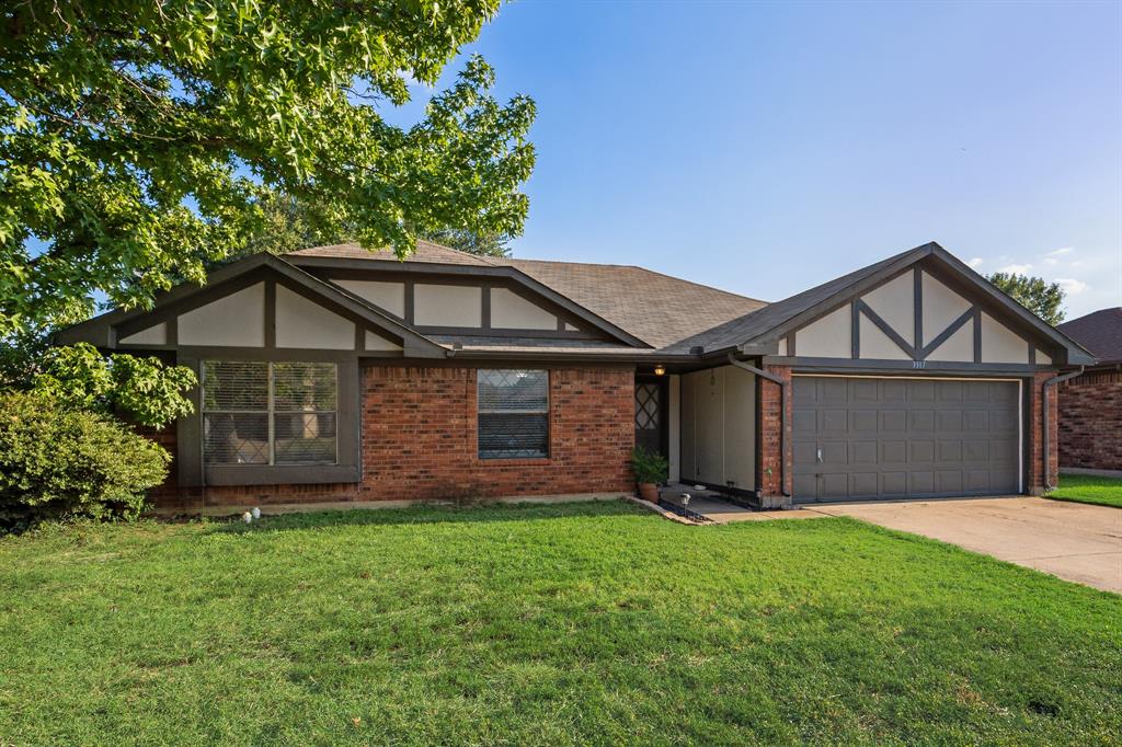 3317 Fairmeadows Lane