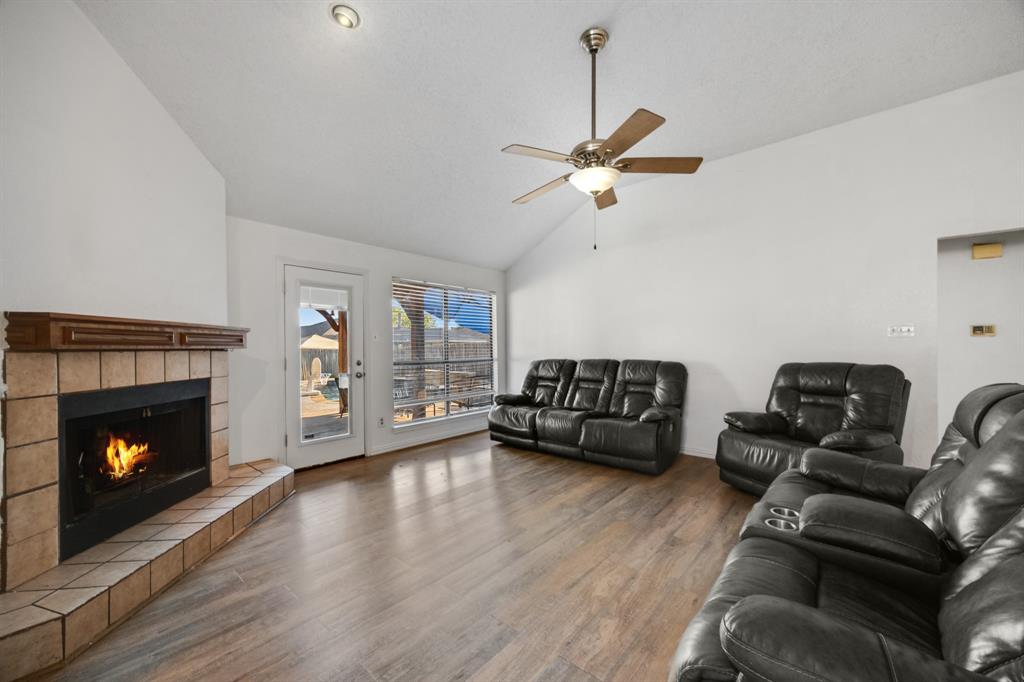 3317 Fairmeadows Lane