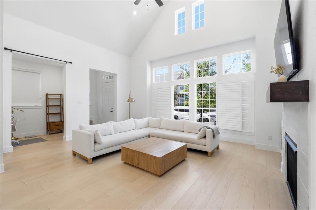 SOUTHERN HILLS AT CRAIG RANCH PH 3 - Residential