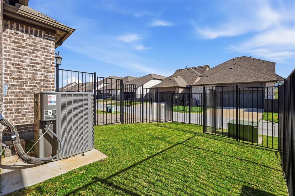 SOUTHERN HILLS AT CRAIG RANCH PH 3 - Residential